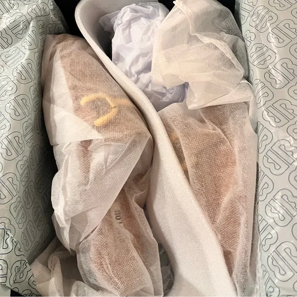 🆕-Bibi Lou Zagreb Slip-On Loafers. Camel Size: 8.5 - Picture 10 of 12